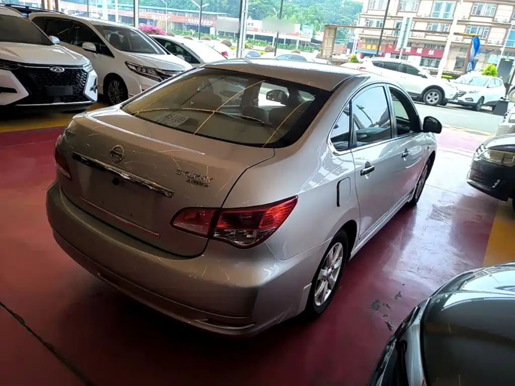 Nissan Sylphy — миниатюра 7