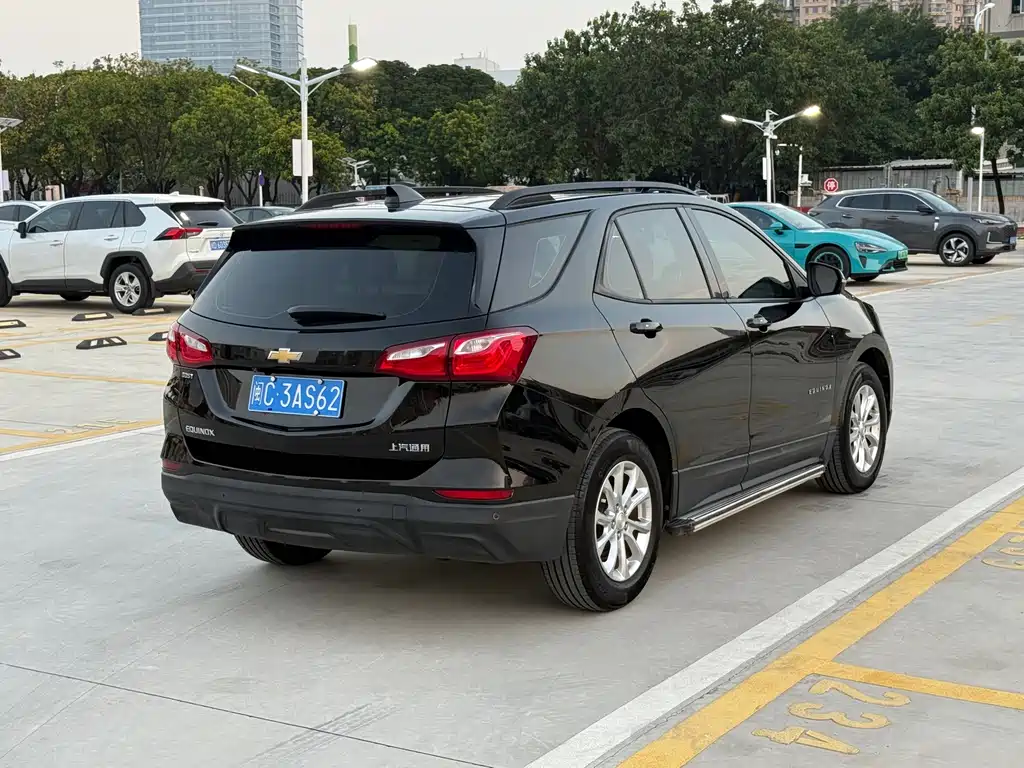 Chevrolet Equinox — миниатюра 6