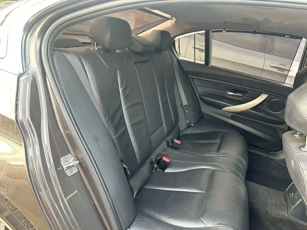 BMW 3 Series — миниатюра 6