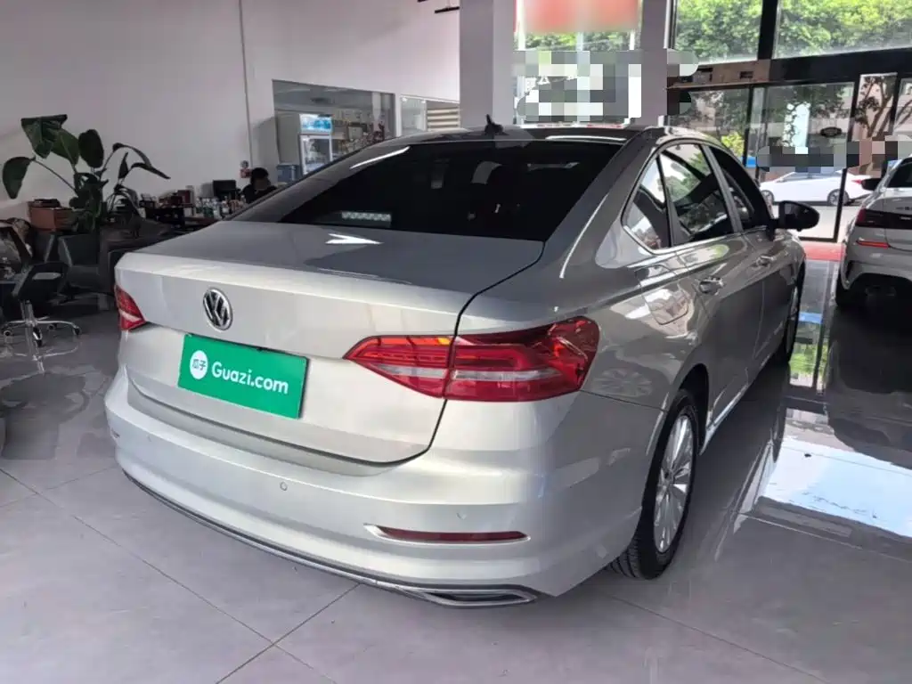 Volkswagen Lavida — миниатюра 7