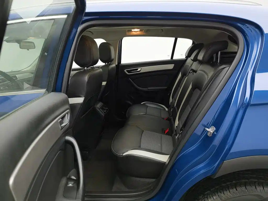 Qoros Qoros 5 — миниатюра 15
