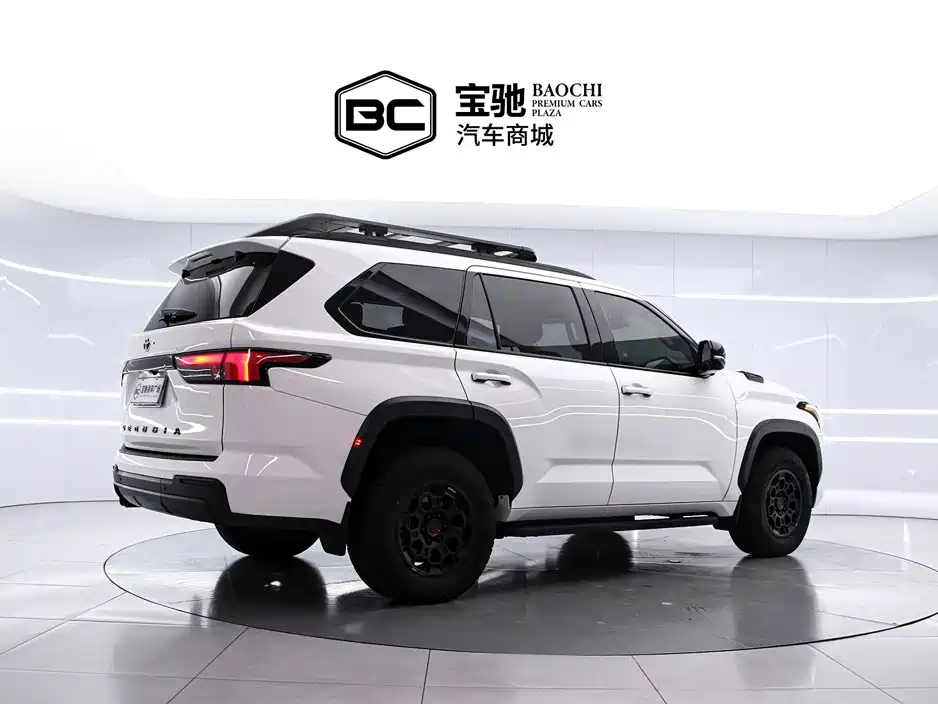 Toyota Sequoia — миниатюра 3