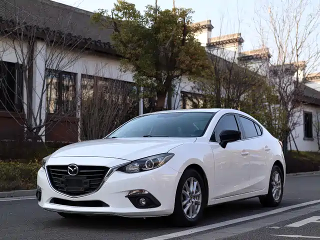 mazda 3-angkesaila
