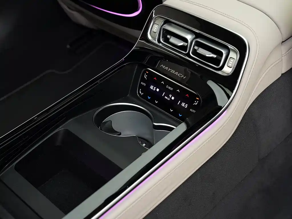 Mercedes-Benz S-Class — миниатюра 18
