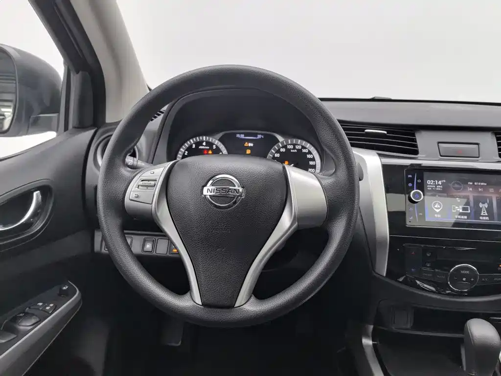 Nissan Terra — миниатюра 11