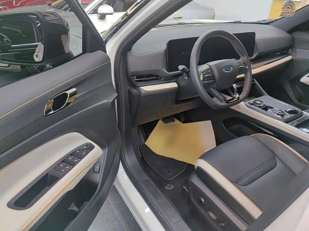 Ford Equator Sport — миниатюра 16