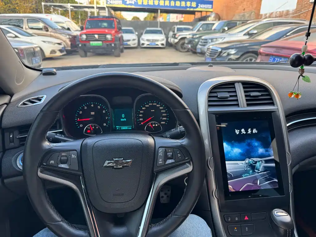 Chevrolet Malibu — миниатюра 10