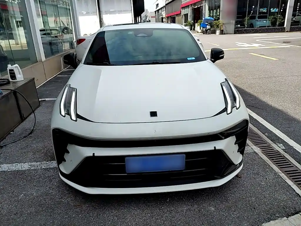 Lynk & Co 03 — миниатюра 3