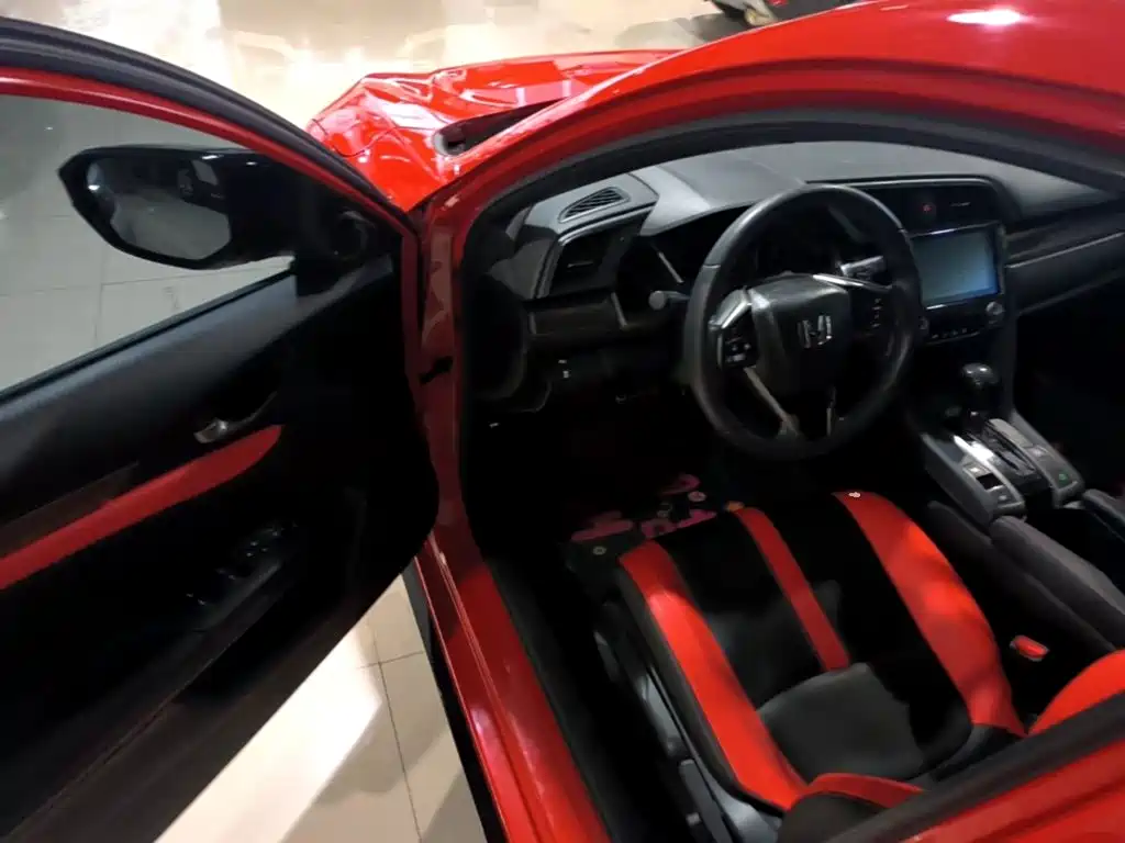 Honda Civic — миниатюра 16