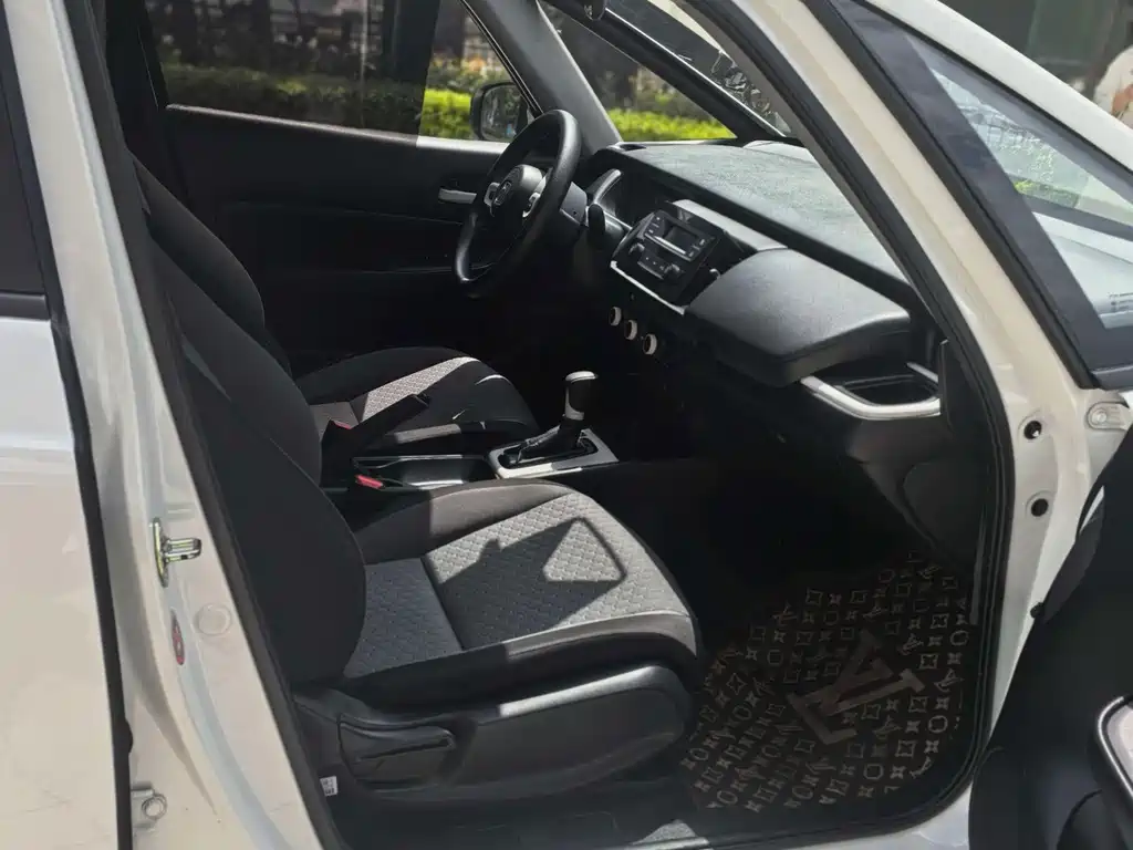 Honda Fit — миниатюра 6