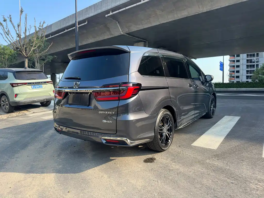 Honda Odyssey — миниатюра 5