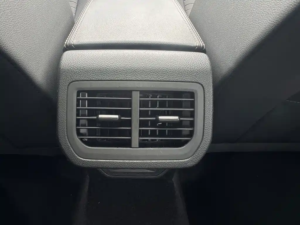 Volkswagen Lavida — миниатюра 14