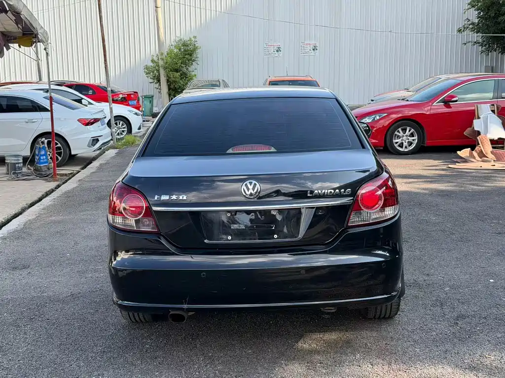 Volkswagen Lavida — миниатюра 8