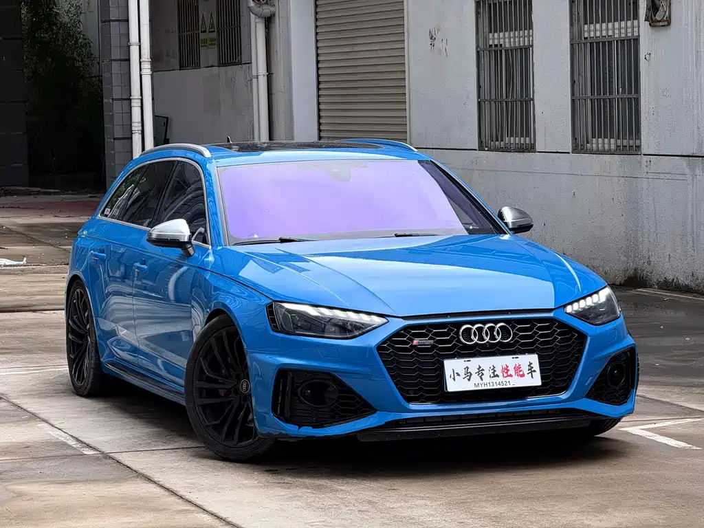 Audi RS 4 — миниатюра 3