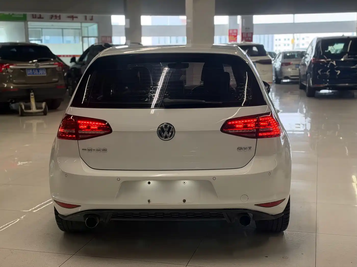 Volkswagen Golf GTI
