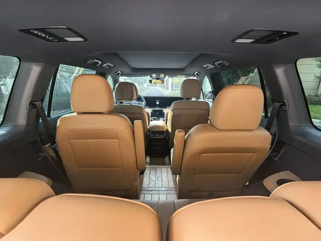 Li Auto Li ONE — миниатюра 12