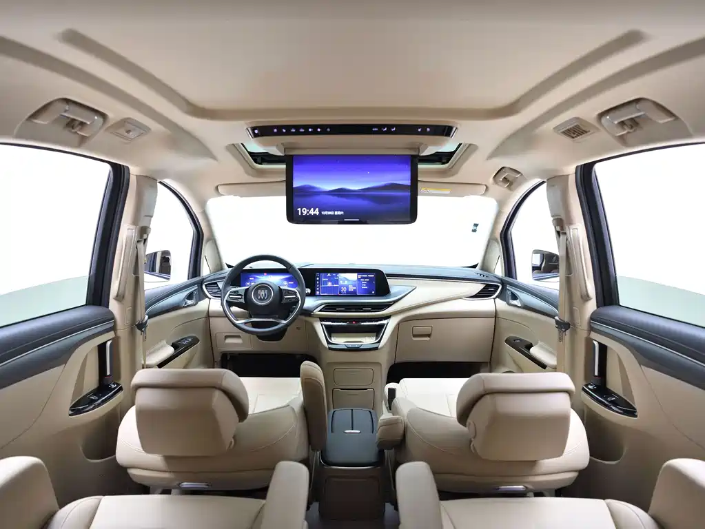 Buick GL8 Hybrid — миниатюра 13