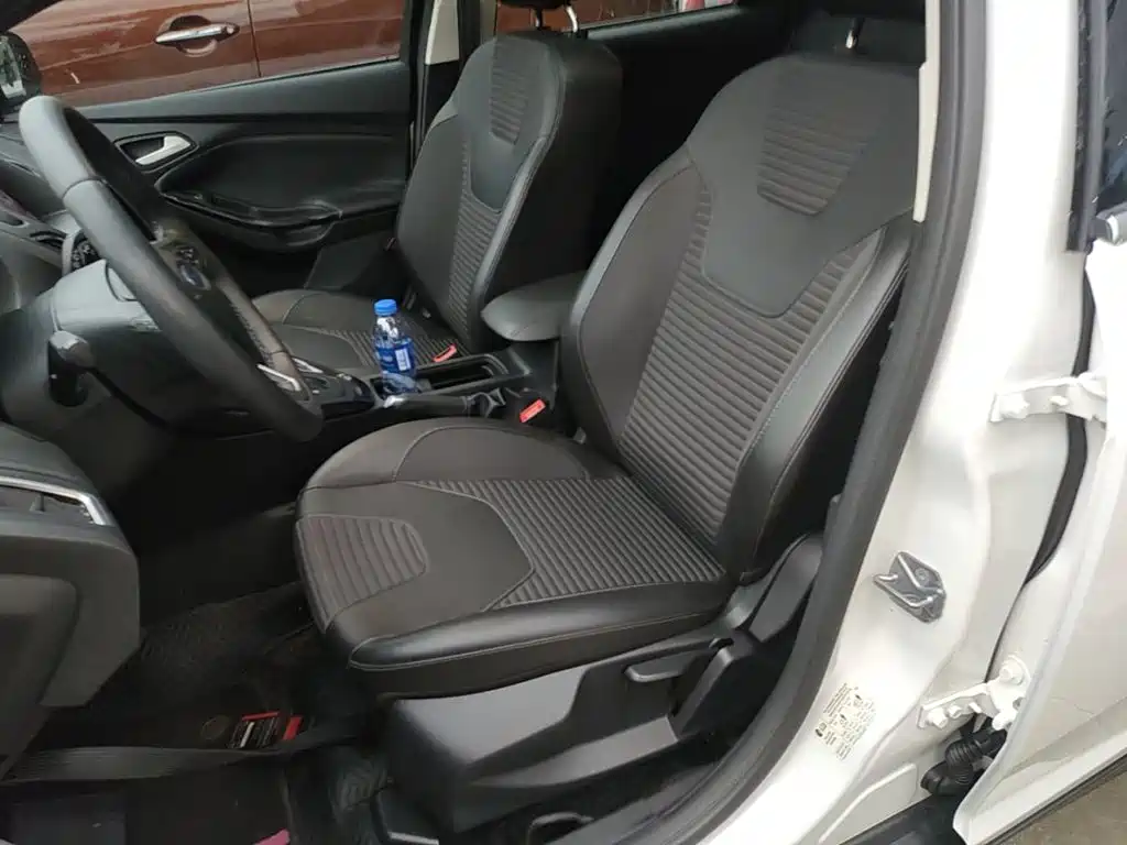Ford Focus — миниатюра 15