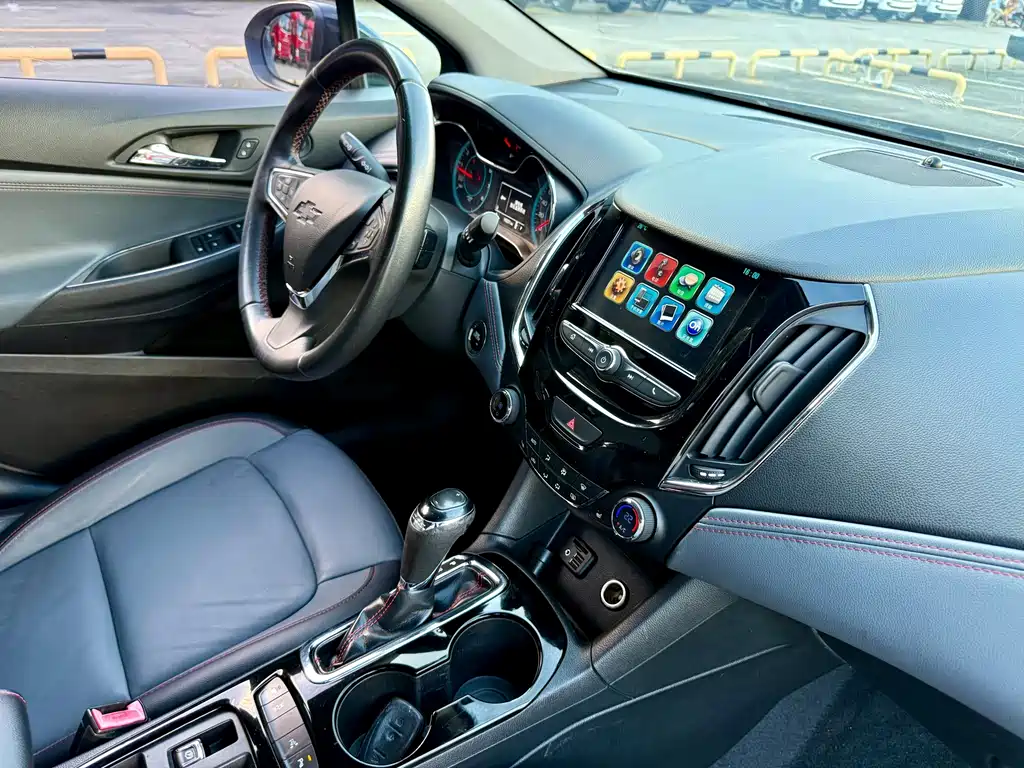 Chevrolet Cruze — миниатюра 11