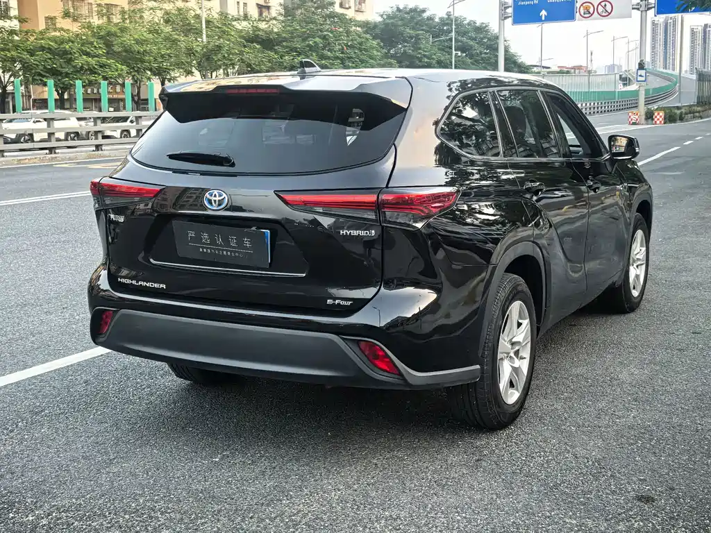 Toyota Highlander — миниатюра 2