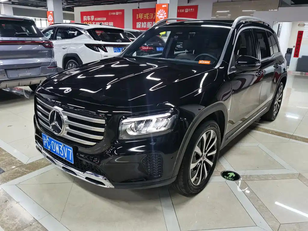 Mercedes-Benz GLB 2024