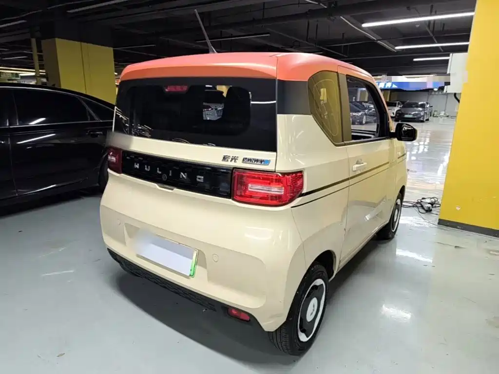 Wuling MINIEV — миниатюра 7
