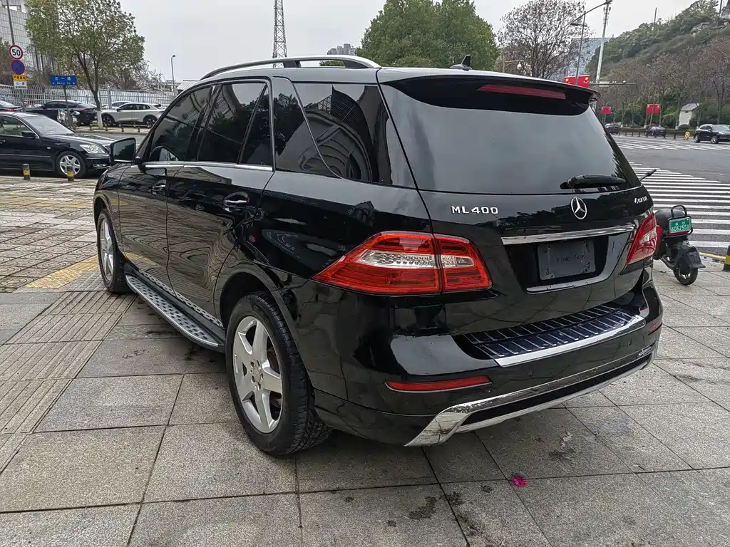 Mercedes-Benz M-Class — миниатюра 5