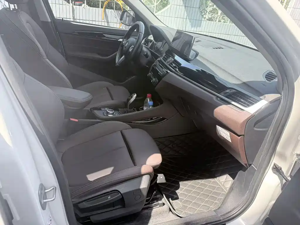 BMW X1 — миниатюра 7