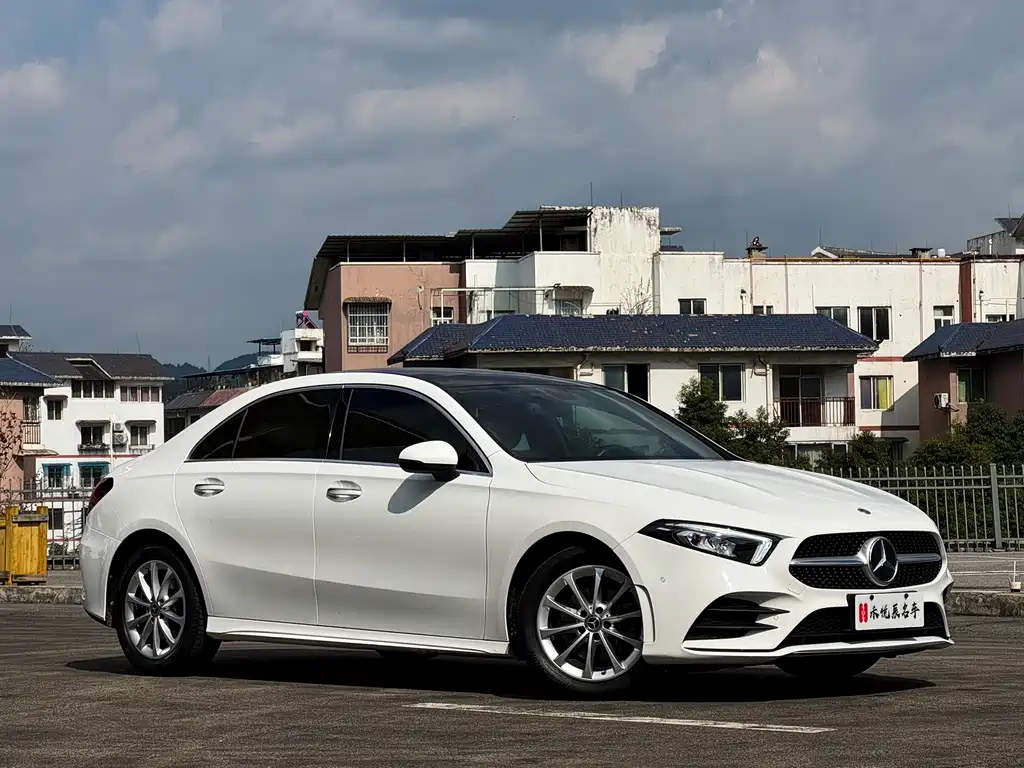Mercedes-Benz A-Class — миниатюра 3