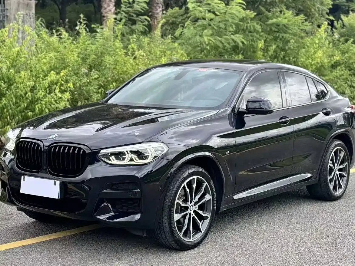 宝马X4 2021款 xDrive 25i M运动曜夜套装 2021