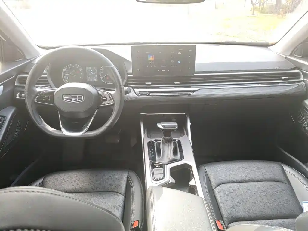 Geely Emgrand — миниатюра 5