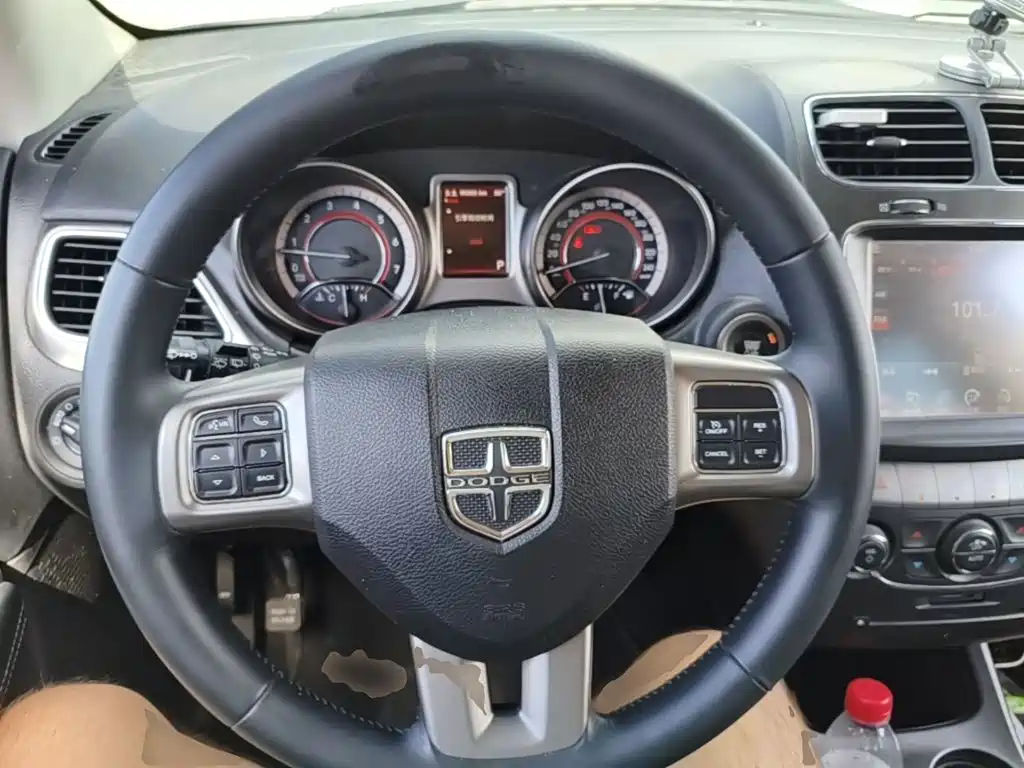 Dodge Journey — миниатюра 11