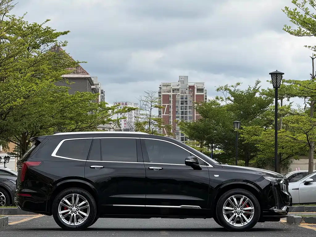 Cadillac XT6 — миниатюра 3