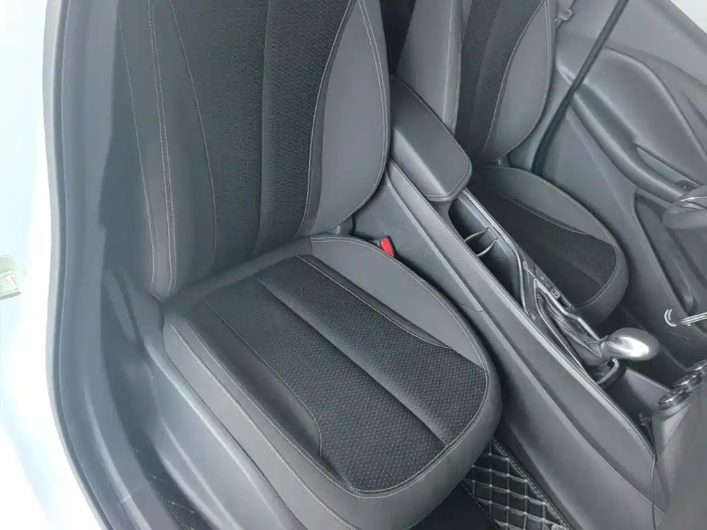 Buick Verano — миниатюра 25