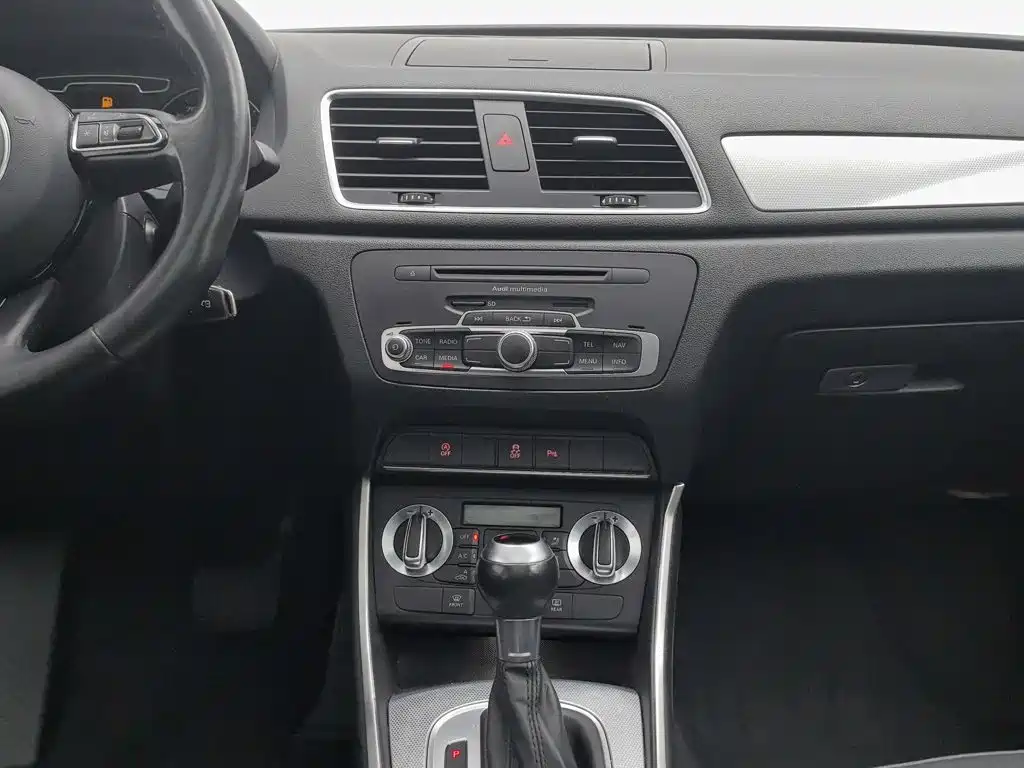 Audi Q3 — миниатюра 12
