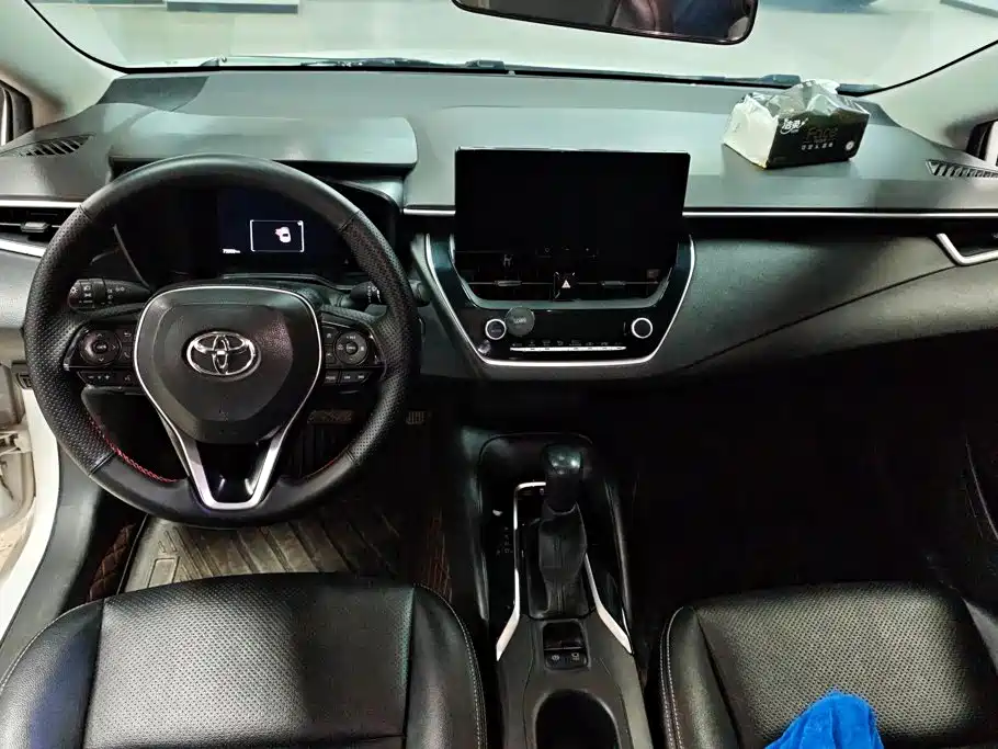 Toyota Corolla — миниатюра 12