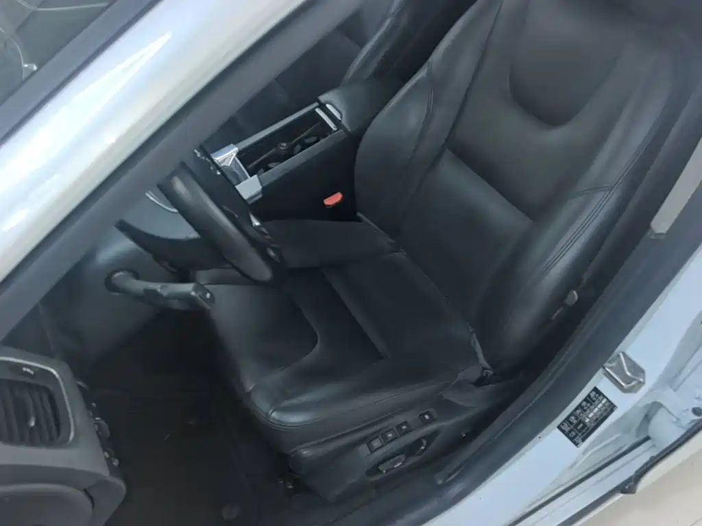 Volvo S60 — миниатюра 15