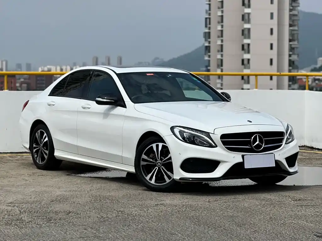 Mercedes-Benz C-Class — миниатюра 3