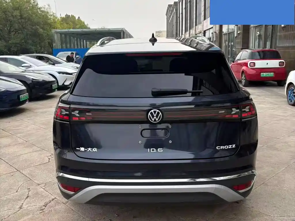 Volkswagen ID.6 Crozz — миниатюра 5