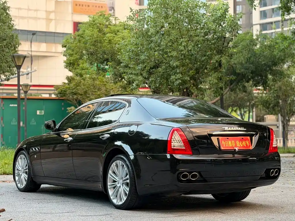 Maserati Quattroporte — миниатюра 4