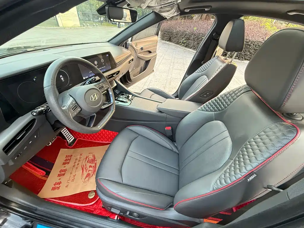 Hyundai Sonata — миниатюра 8