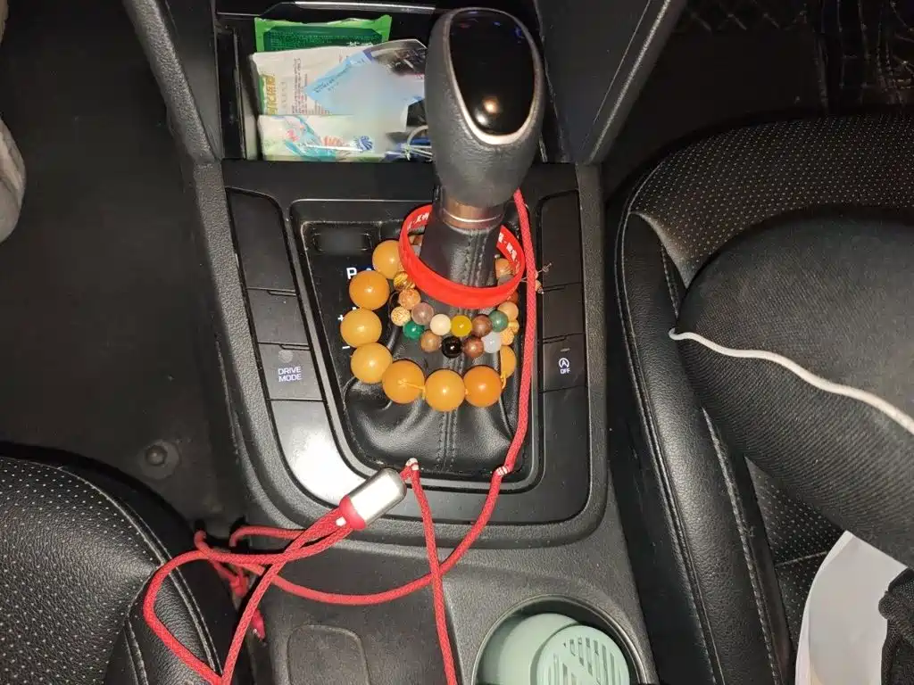 Hyundai Elantra — миниатюра 7