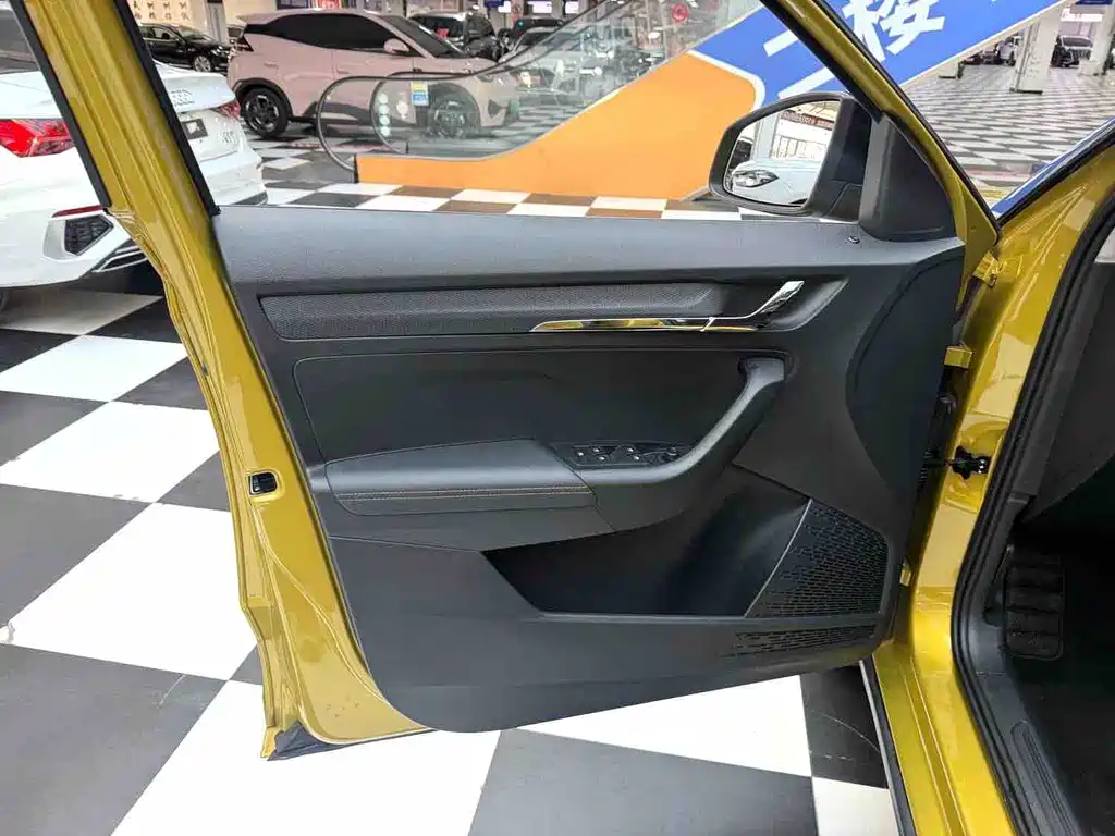 Skoda Kamiq — миниатюра 10