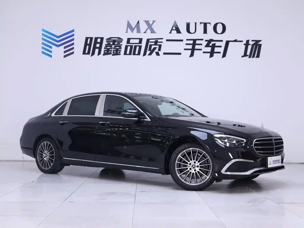 Mercedes-Benz E-Class — миниатюра 5