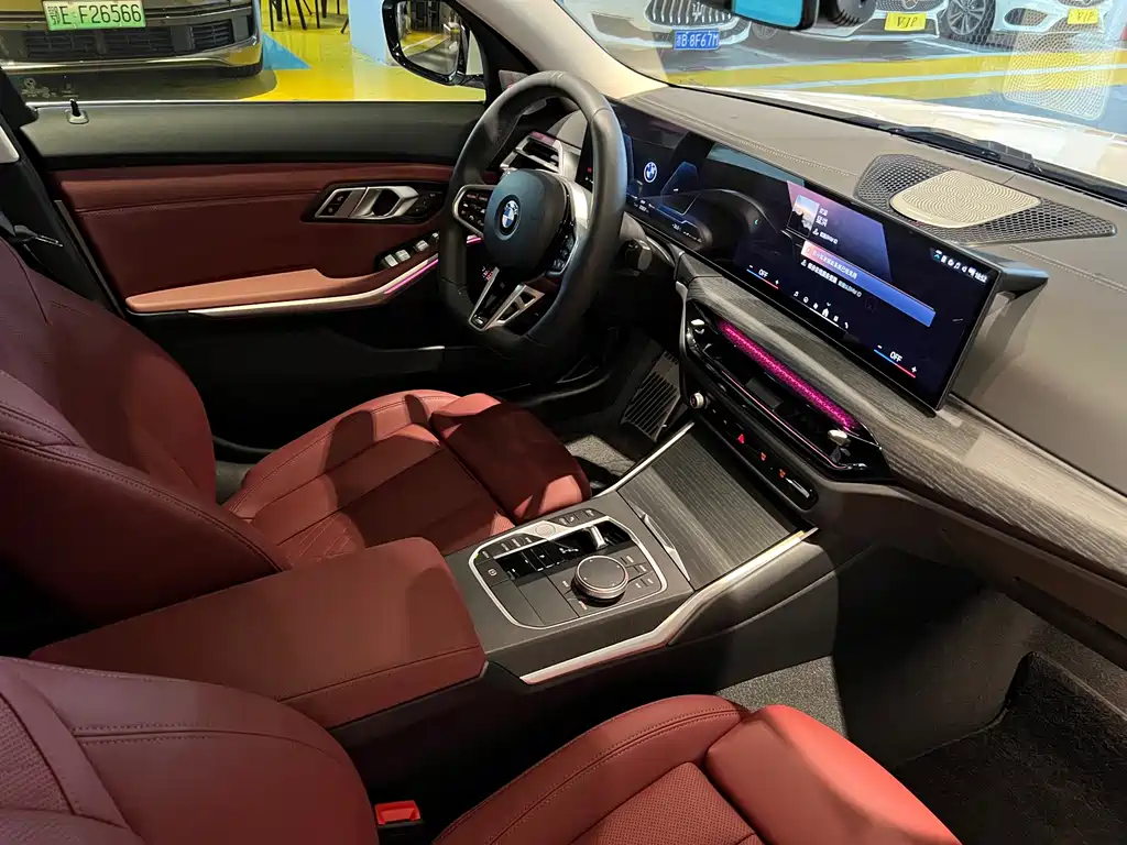 BMW 3 Series — миниатюра 13