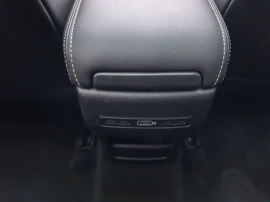 GEELY AUTOMOBILE BINYUE