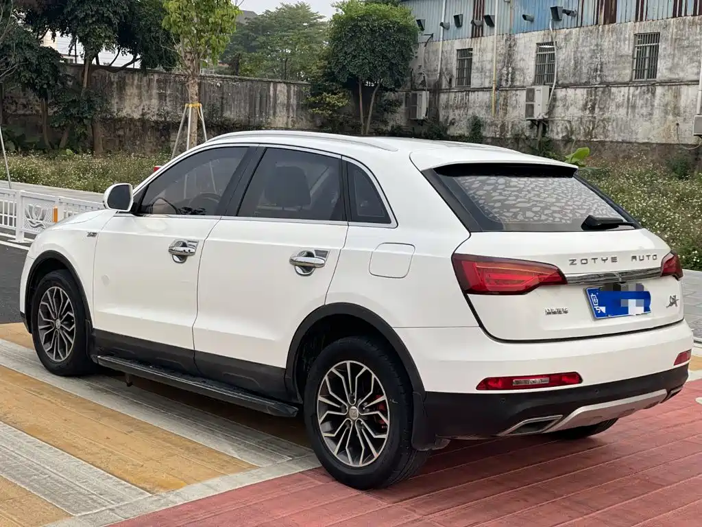 Zotye Zotye SR7 — миниатюра 4