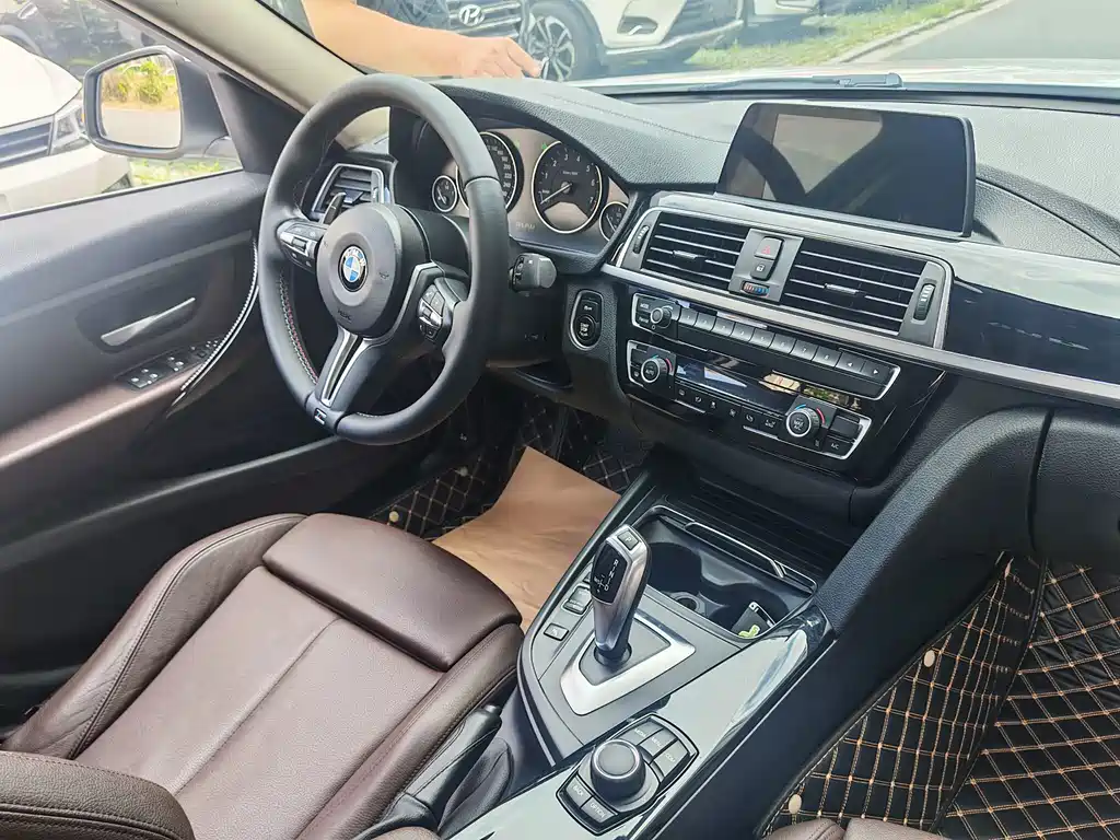 BMW 3 Series — миниатюра 18