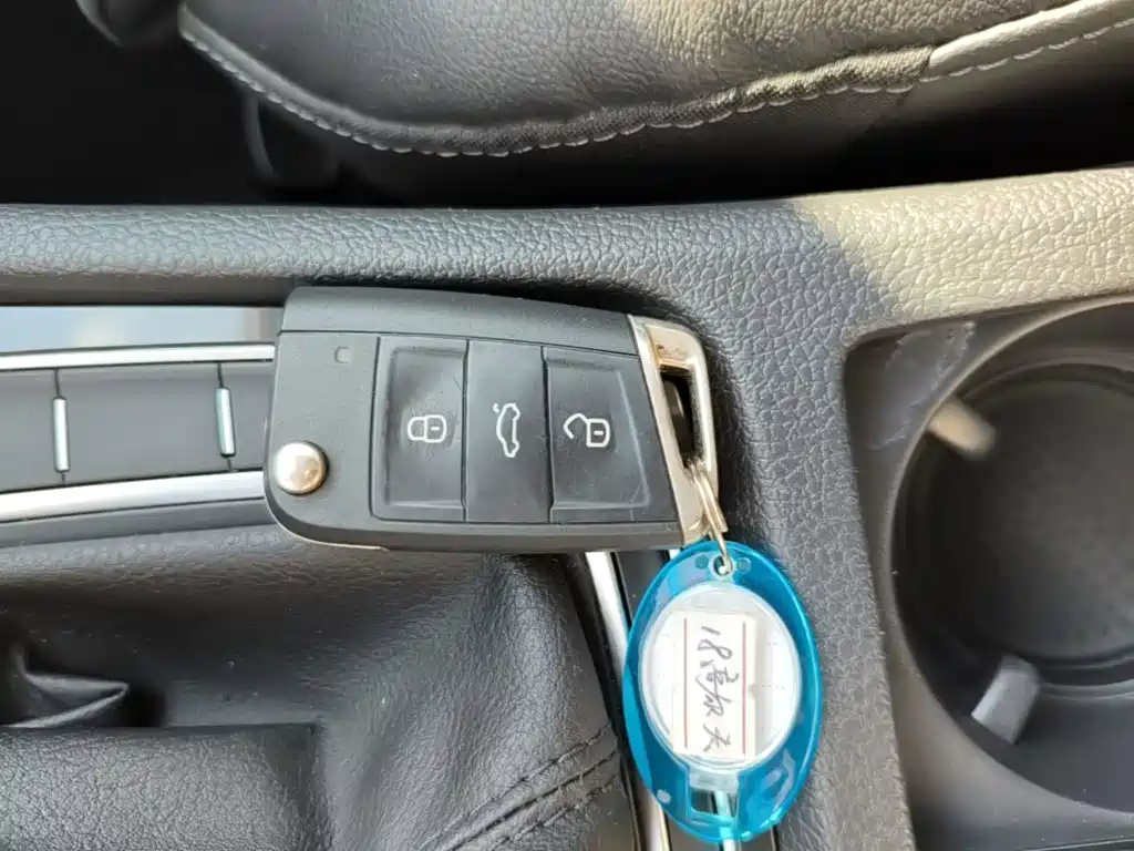 Volkswagen Golf — миниатюра 9
