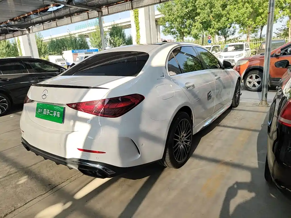 Mercedes-Benz C-Class — миниатюра 7